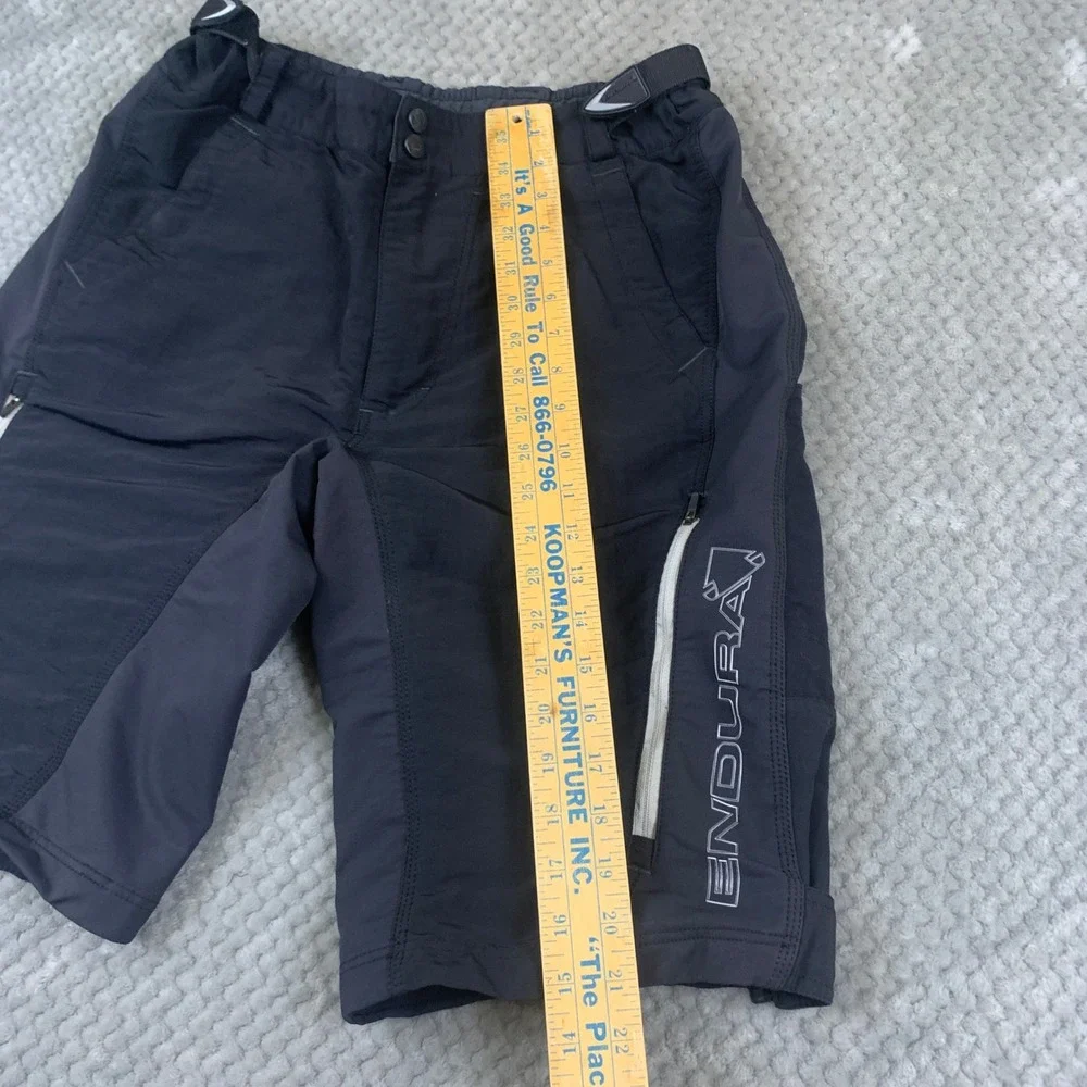 Endura Hummvee Mens Mountain Biking Shorts Black Size Large Pockets MTB Cycling
